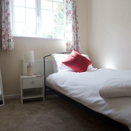 Eaton House Apartment Chester Bagian luar foto