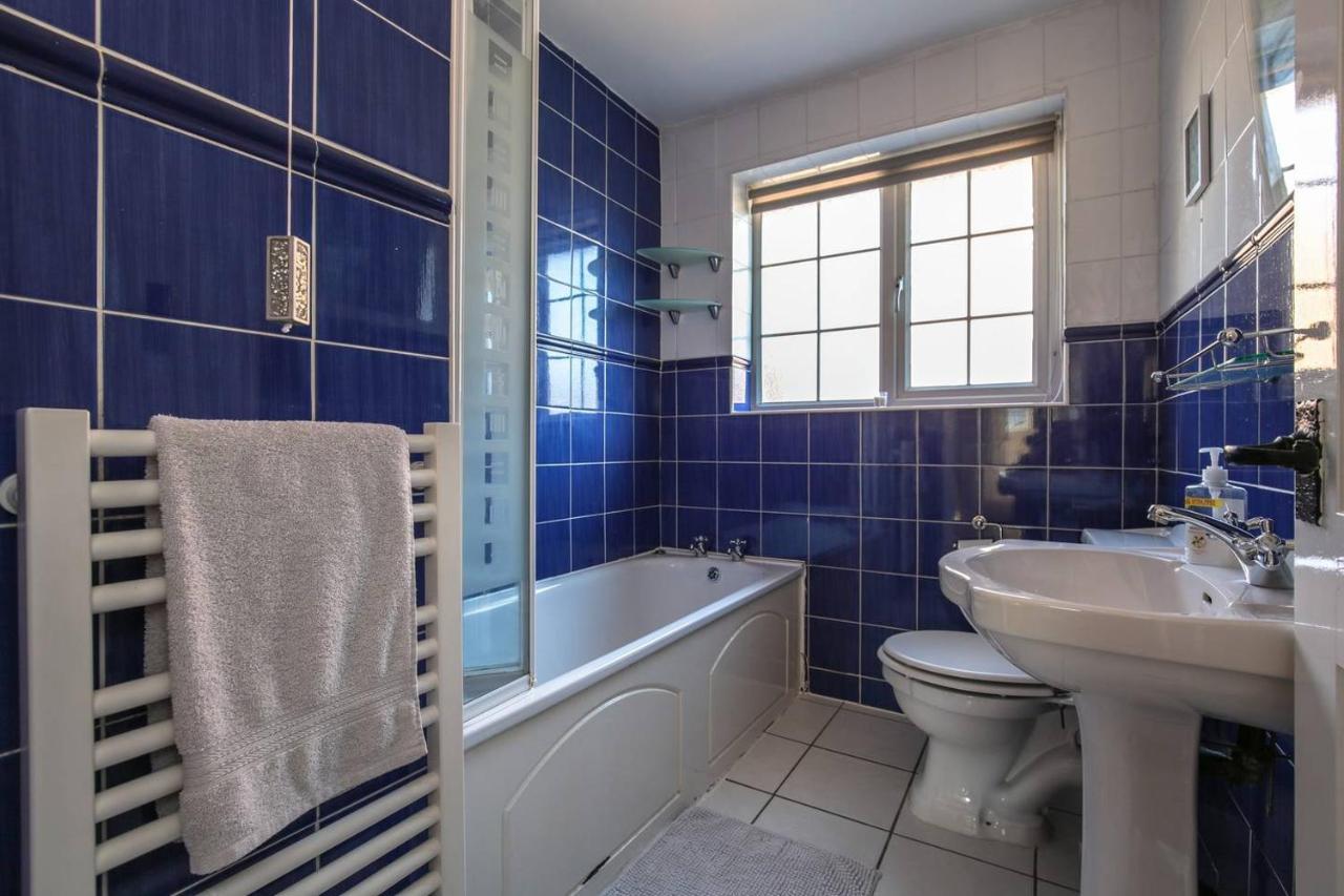 Eaton House Apartment Chester Bagian luar foto