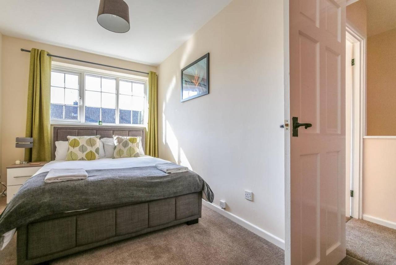 Eaton House Apartment Chester Bagian luar foto