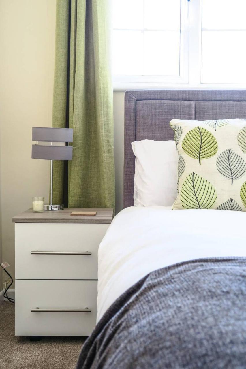 Eaton House Apartment Chester Bagian luar foto