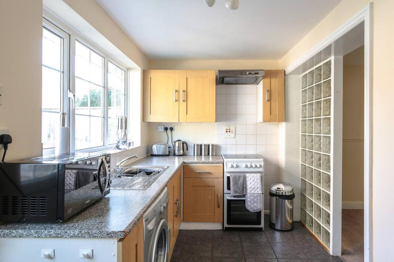 Eaton House Apartment Chester Bagian luar foto