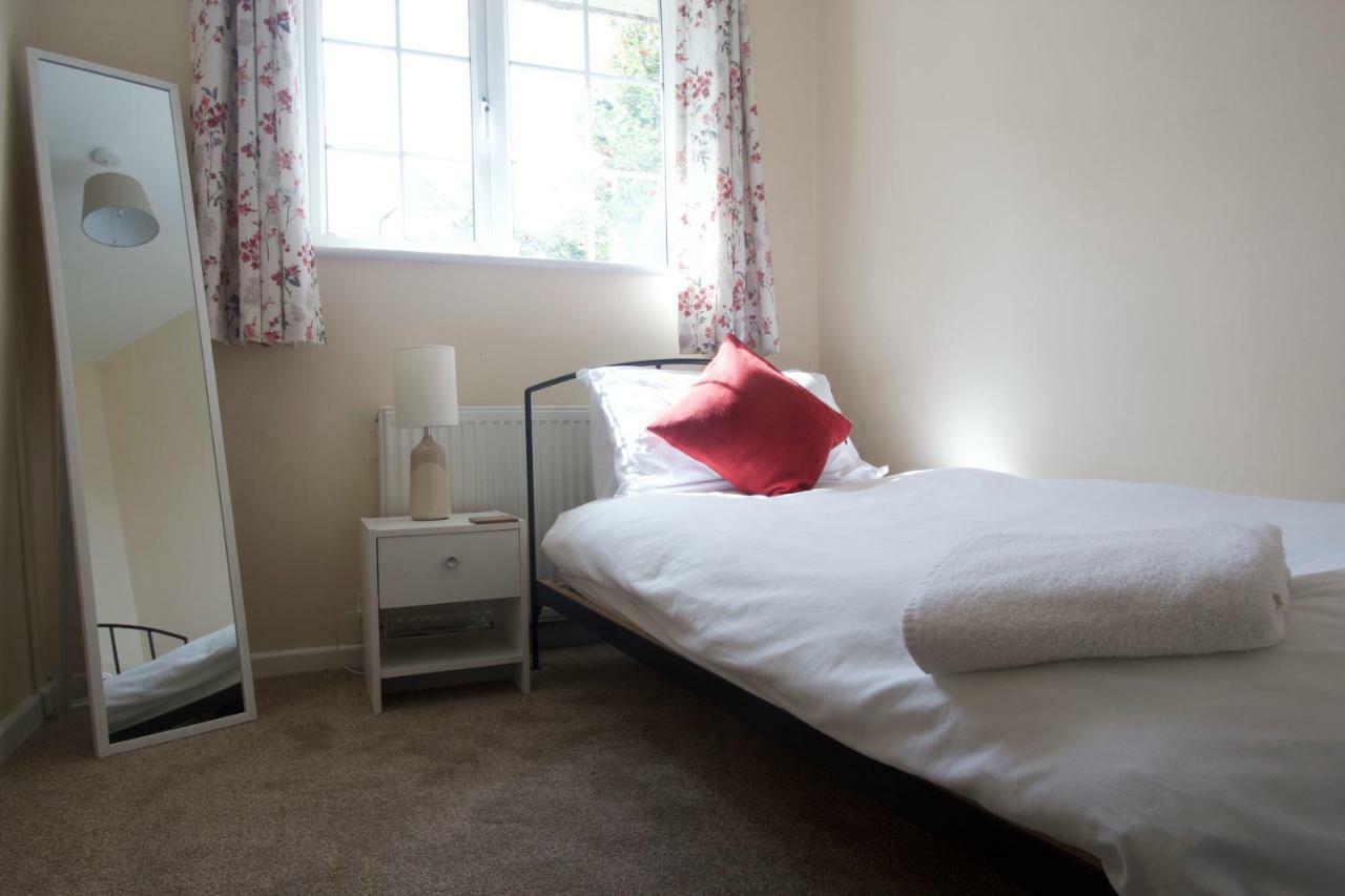 Eaton House Apartment Chester Bagian luar foto