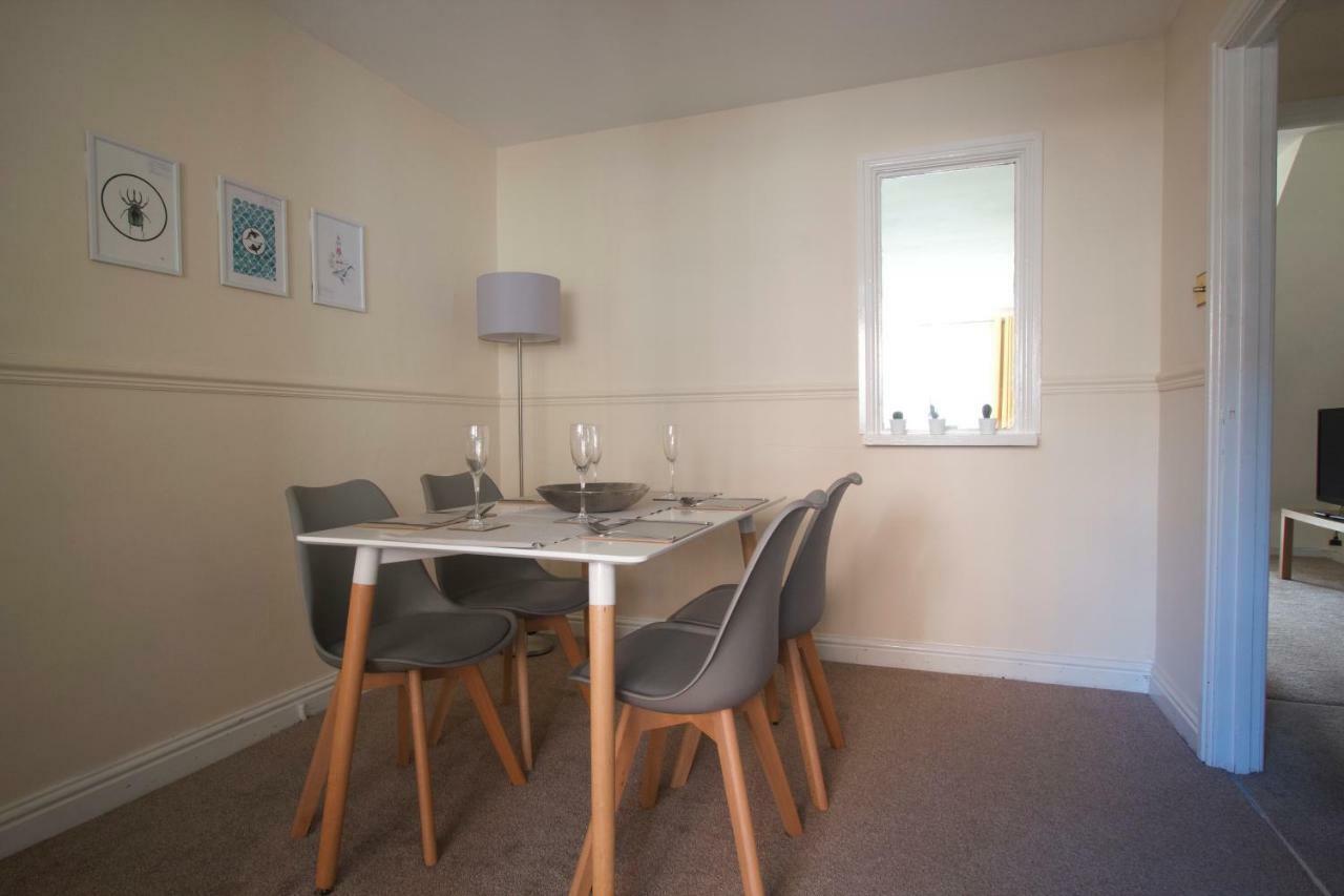 Eaton House Apartment Chester Bagian luar foto